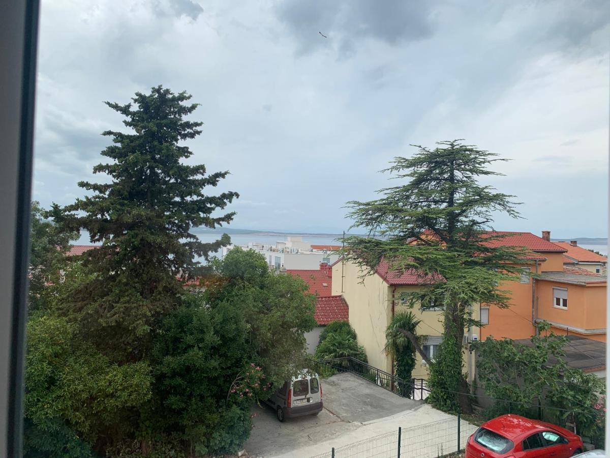 Sanela- Apartman Za Bezbrizan Odmor Crikvenica Exteriör bild