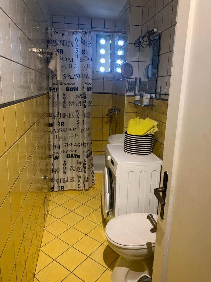 Sanela- Apartman Za Bezbrizan Odmor Crikvenica Exteriör bild